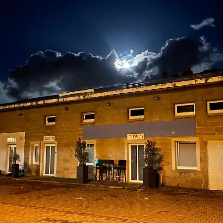 Ferienwohnung Gleis 13 - The Loft Im Ehemaligen Lokschuppen Bückeburg Exterior foto